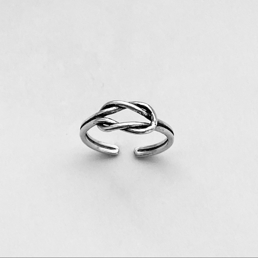 Sterling Silver Knot Toe Ring, Silver Ring - image 2